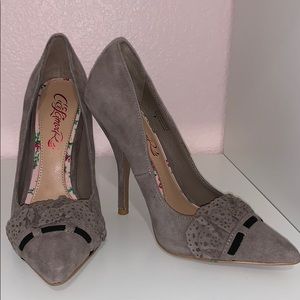 Cece L’amour Kelly suede pumps 5.5